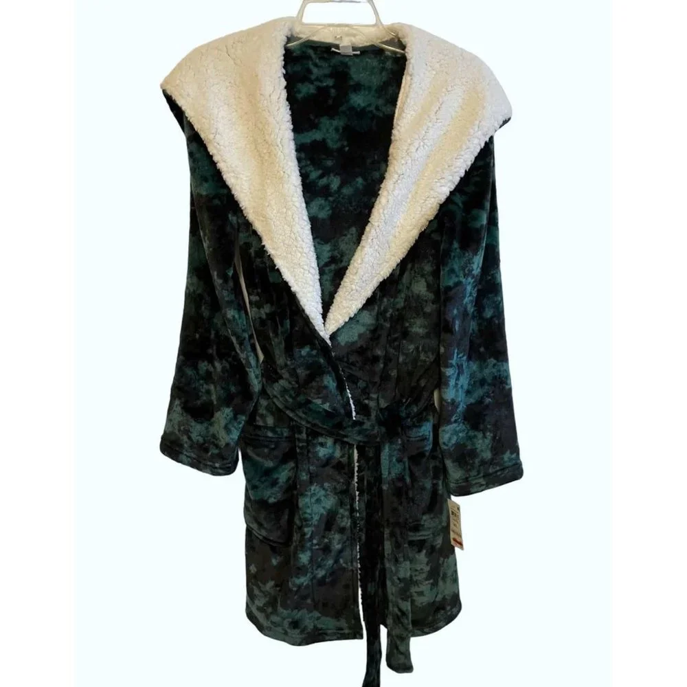 JENNI Women's Printed Short Sherpa Hooded Robe XS/S (1bx)
